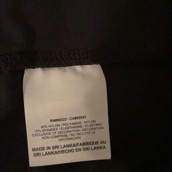 Nike Dri-Fit Medium M Cropped Yoga Pants Leggings - Picture 7 of 8